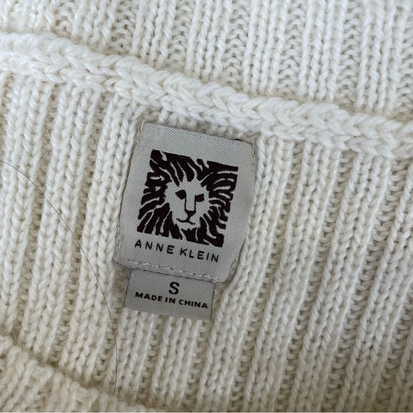 Anne Klein knit wool blouse size small - Picture 2 of 4